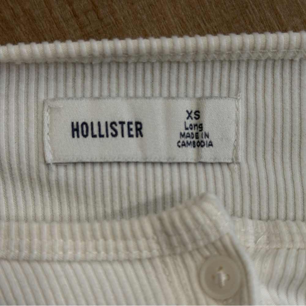 Y2K Hollister Henley Top Women XS Long Ribbed Cropped Long Sleeves V-Neck Button - Picture 2 of 6
